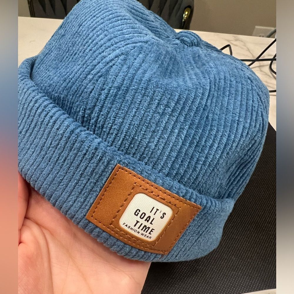 Men’s Ribbed Brimless Beanie - Navy Blue - Picture 6 of 6